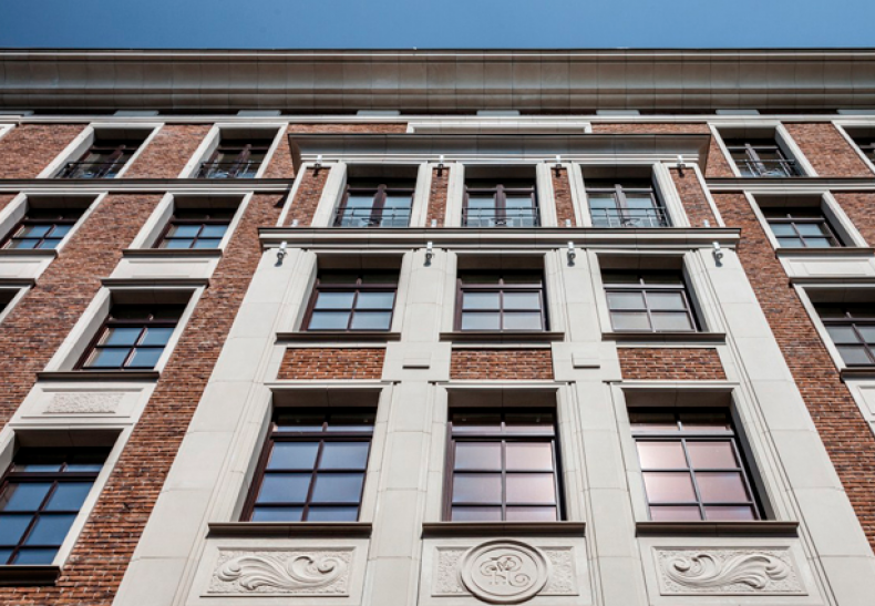 �� Barkli Virgin House, �. �������������