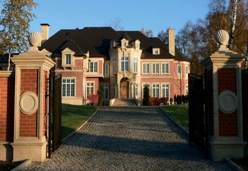  Agalarov Estate,  , . 